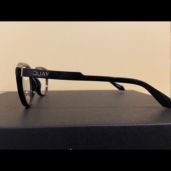 Quay Australia Blue Light Glasses - Picture 2 of 4